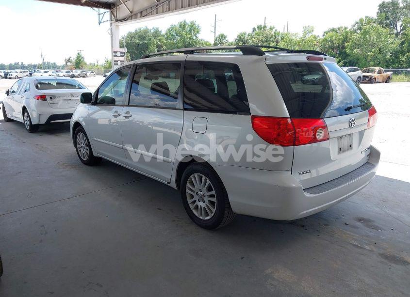 Photo 3 of 2008 Toyota Sienna XLE (VIN 5TDZK22C98S211176)