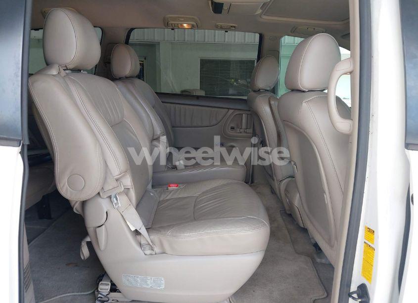 Photo 8 of 2008 Toyota Sienna XLE (VIN 5TDZK22C98S211176)