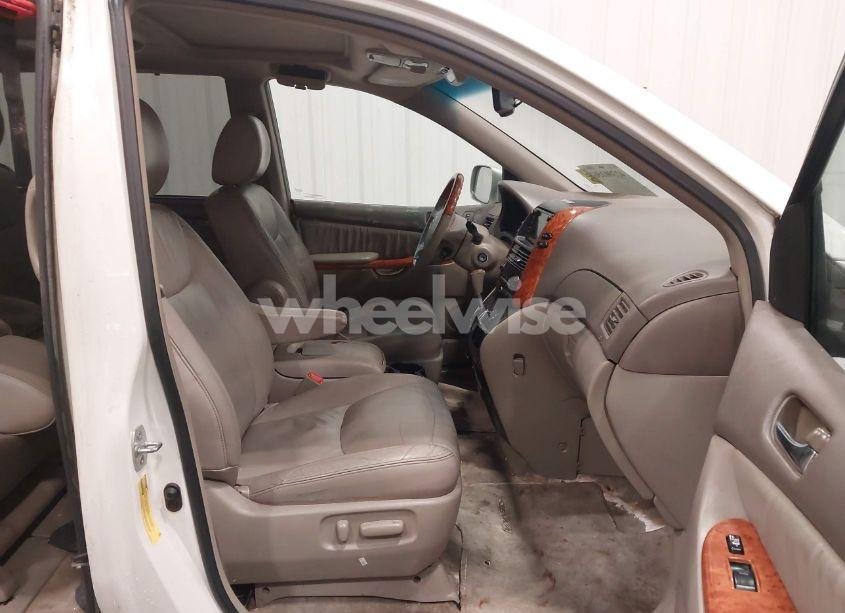 Photo 5 of 2009 Toyota Sienna LIMITED (VIN 5TDZK22C99S241277)