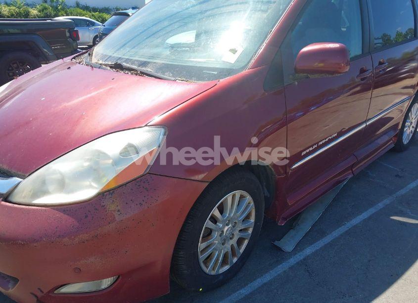 Photo 13 of 2009 Toyota Sienna (VIN 5TDZK22C99S274280)