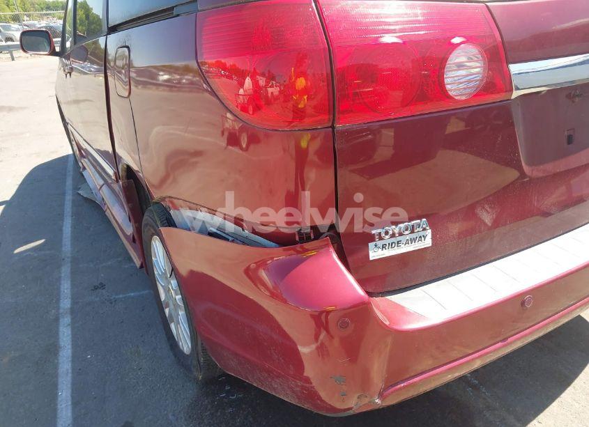 Photo 15 of 2009 Toyota Sienna (VIN 5TDZK22C99S274280)