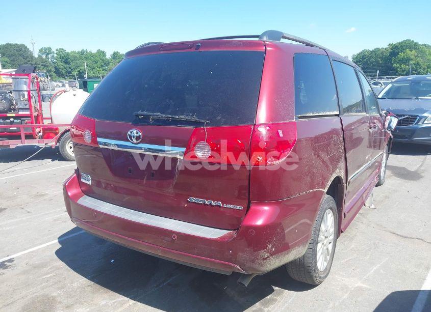 Photo 4 of 2009 Toyota Sienna (VIN 5TDZK22C99S274280)