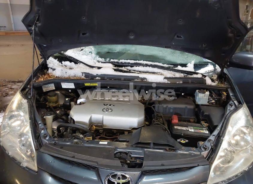 Photo 10 of 2007 Toyota Sienna XLE (VIN 5TDZK22CX7S083044)