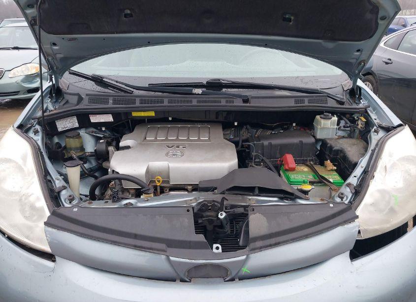 Photo 10 of 2008 Toyota Sienna XLE (VIN 5TDZK22CX8S151389)