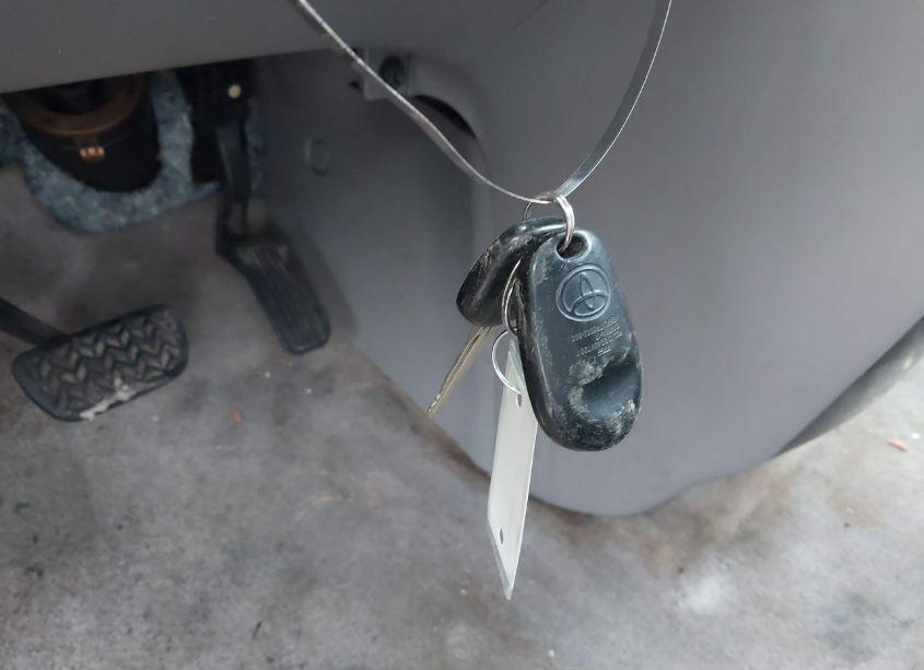 Photo 11 of 2008 Toyota Sienna XLE (VIN 5TDZK22CX8S151389)