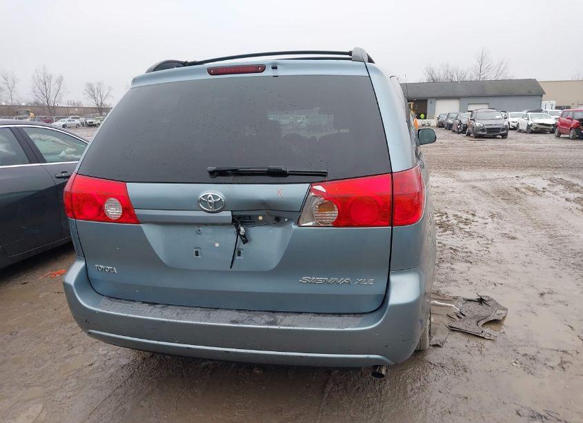 Photo 16 of 2008 Toyota Sienna XLE (VIN 5TDZK22CX8S151389)