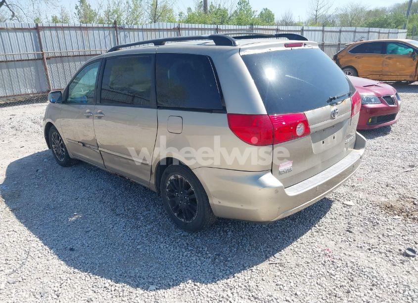 Photo 3 of 2009 Toyota Sienna XLE (VIN 5TDZK22CX9S257522)