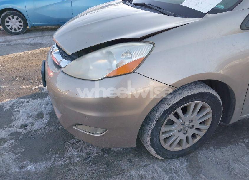 Photo 12 of 2009 Toyota Sienna LIMITED (VIN 5TDZK22CX9S270853)