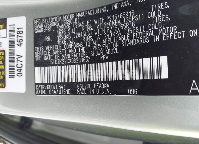 Photo 9 of 2009 Toyota Sienna XLE (VIN 5TDZK22CX9S281657)