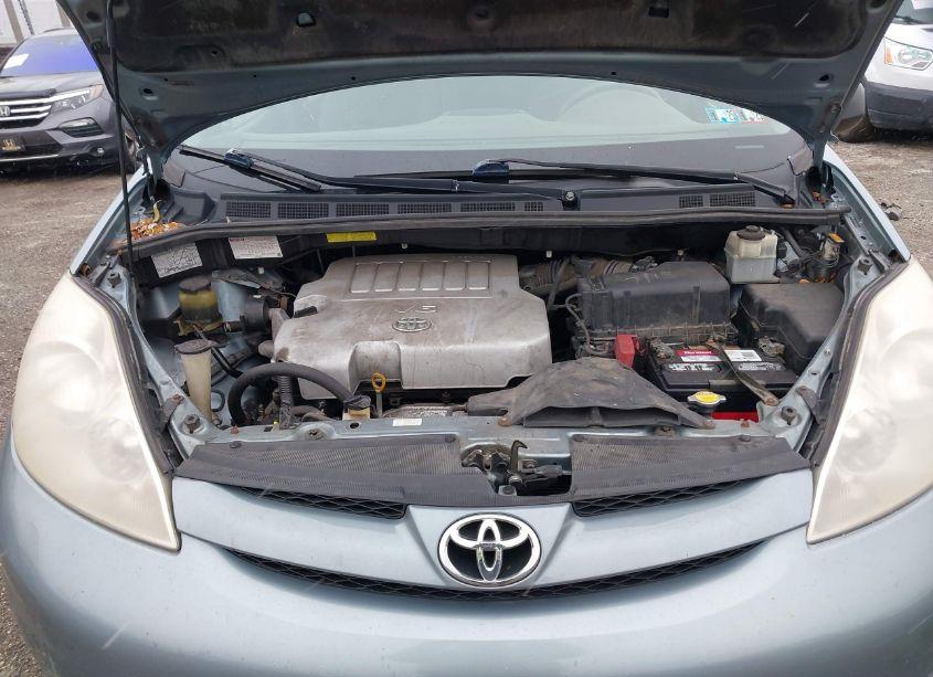 Photo 10 of 2007 Toyota Sienna CE (VIN 5TDZK23C07S007444)