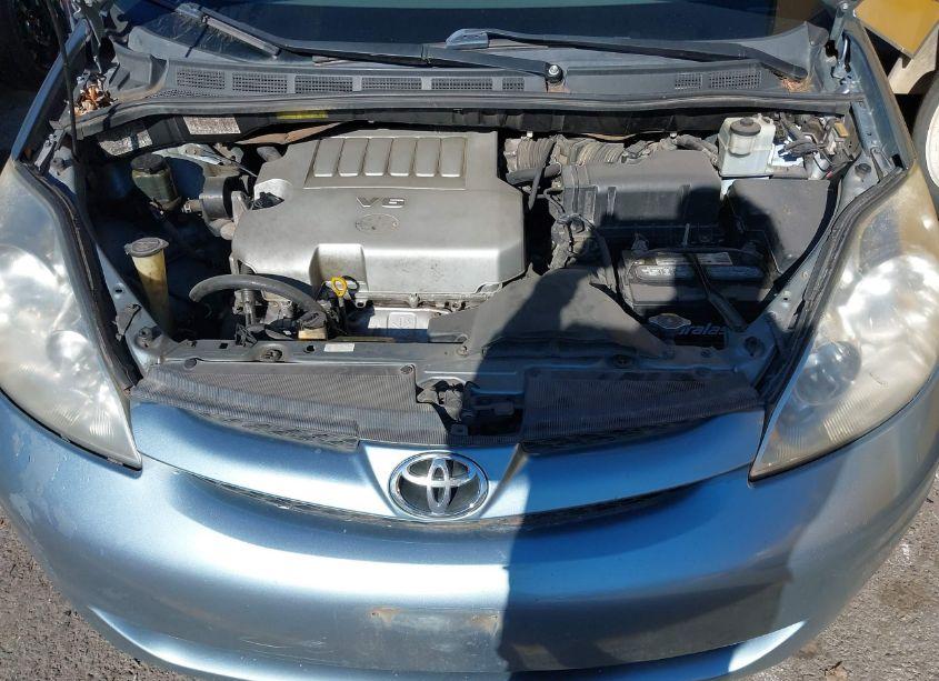 Photo 10 of 2007 Toyota Sienna LE (VIN 5TDZK23C07S015222)
