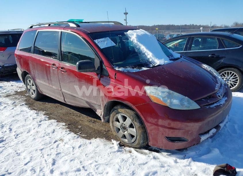 2007 Toyota Sienna LE (VIN 5TDZK23C07S023224) main photo