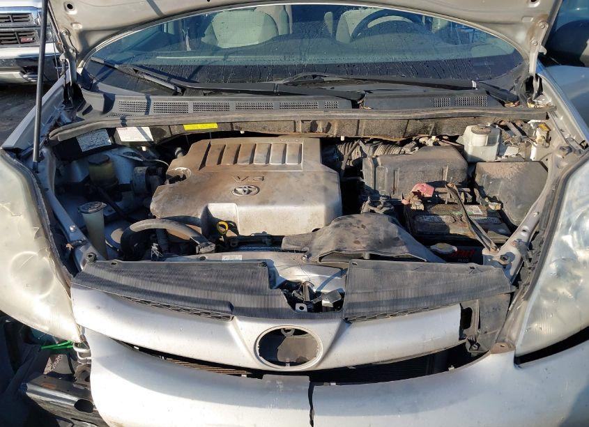 Photo 10 of 2007 Toyota Sienna LE (VIN 5TDZK23C07S035261)