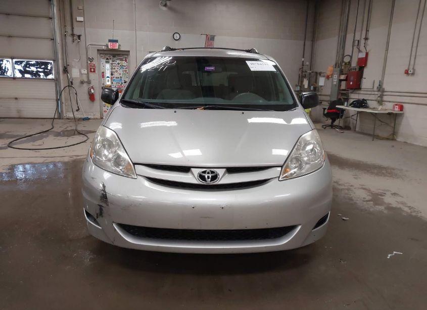 Photo 12 of 2007 Toyota Sienna LE (VIN 5TDZK23C07S035860)