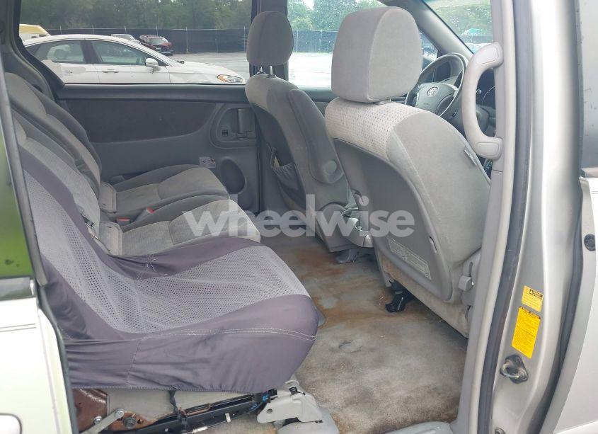 Photo 8 of 2007 Toyota Sienna LE (VIN 5TDZK23C07S047443)