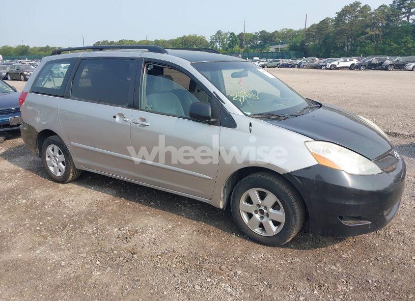 2007 Toyota Sienna CE (VIN 5TDZK23C07S066462) main photo