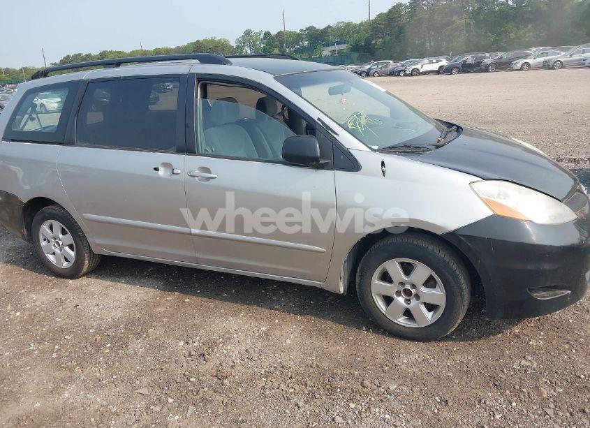 Photo 6 of 2007 Toyota Sienna CE (VIN 5TDZK23C07S066462)