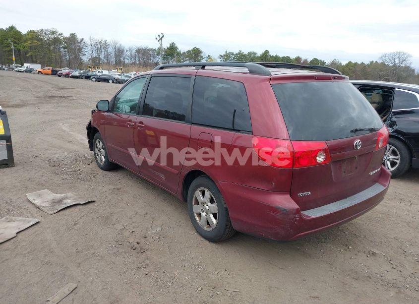 Photo 3 of 2008 Toyota Sienna LE (VIN 5TDZK23C08S100837)
