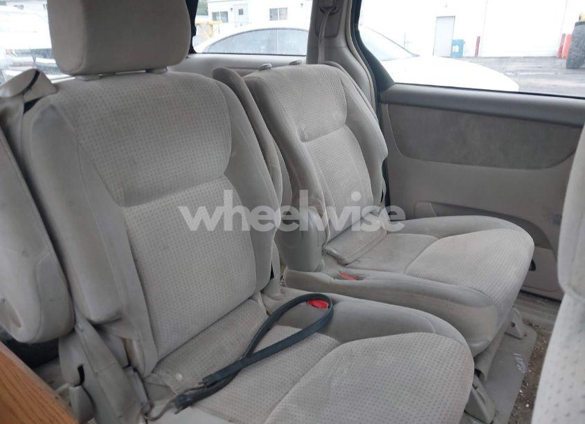 Photo 8 of 2008 Toyota Sienna LE (VIN 5TDZK23C08S102622)