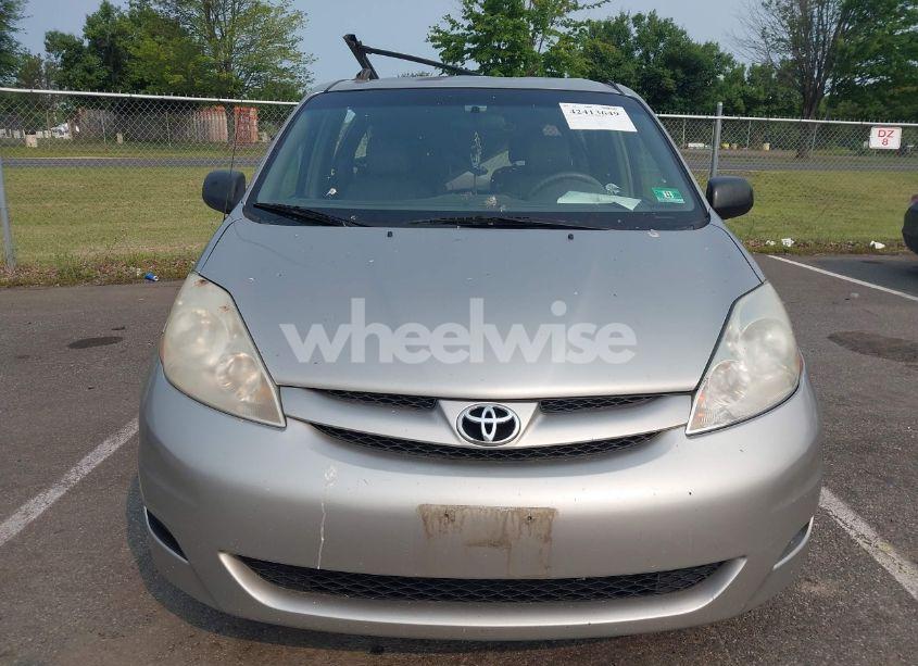 Photo 12 of 2008 Toyota Sienna LE (VIN 5TDZK23C08S110011)