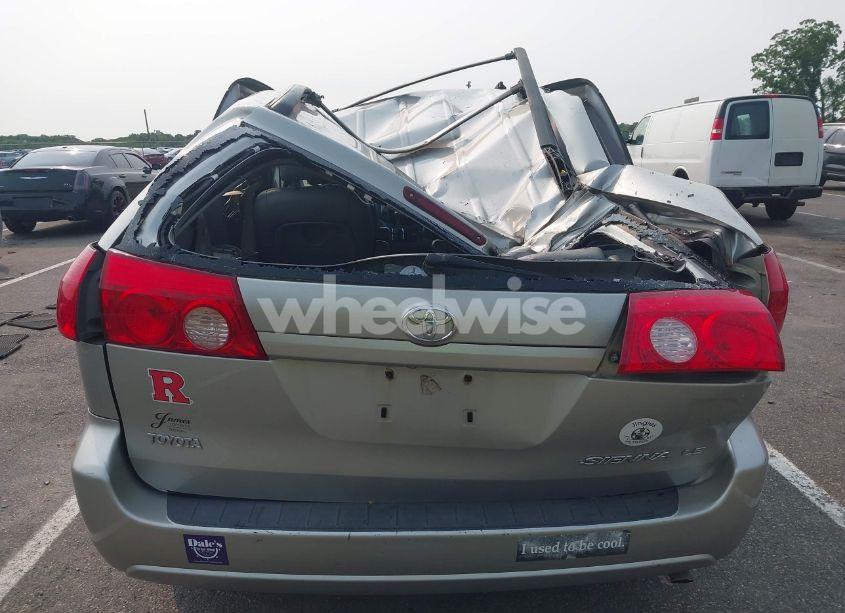 Photo 16 of 2008 Toyota Sienna LE (VIN 5TDZK23C08S110011)