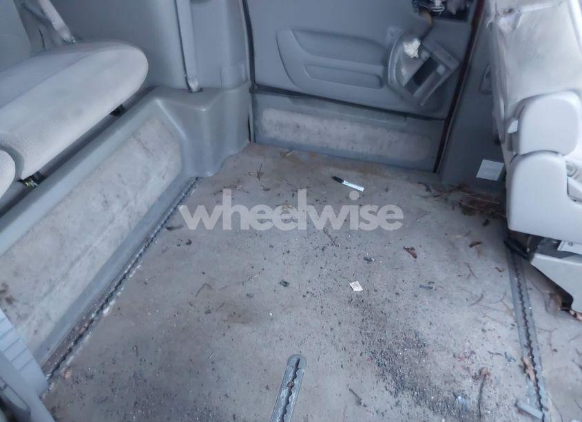 Photo 8 of 2008 Toyota Sienna LE (VIN 5TDZK23C08S121610)