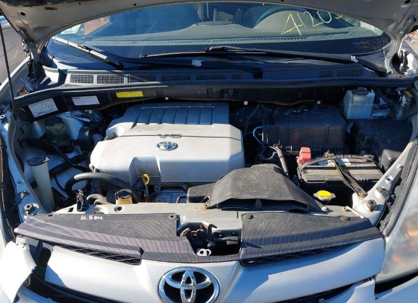 Photo 10 of 2008 Toyota Sienna LE (VIN 5TDZK23C08S139685)