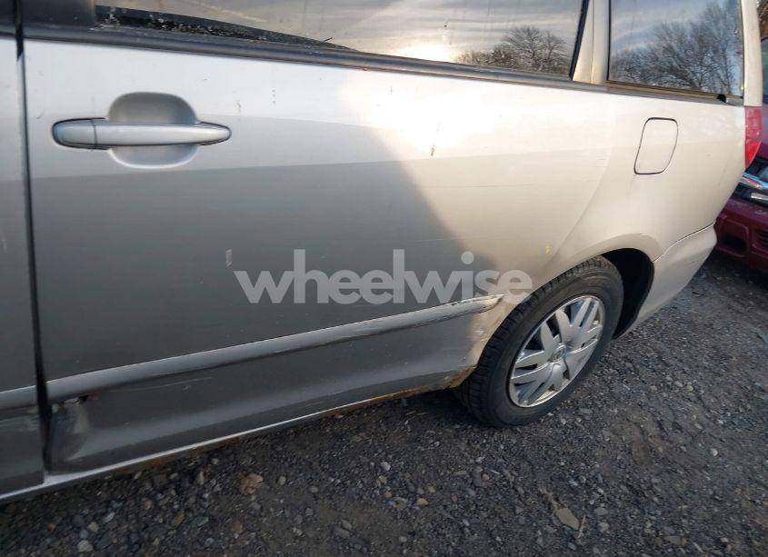 Photo 6 of 2008 Toyota Sienna (VIN 5TDZK23C08S180186)
