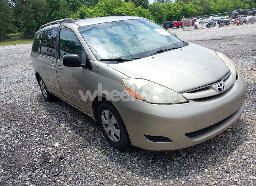 2008 Toyota Sienna LE (VIN 5TDZK23C08S189549) main photo