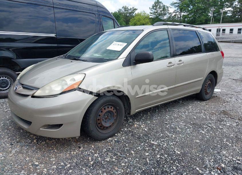 Photo 2 of 2008 Toyota Sienna LE (VIN 5TDZK23C08S189549)