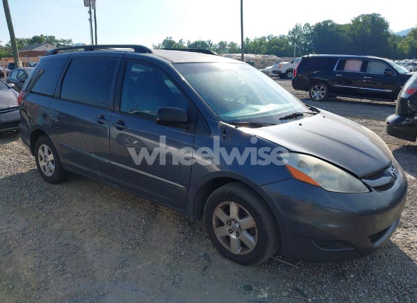 2008 Toyota Sienna LE (VIN 5TDZK23C08S193262) main photo
