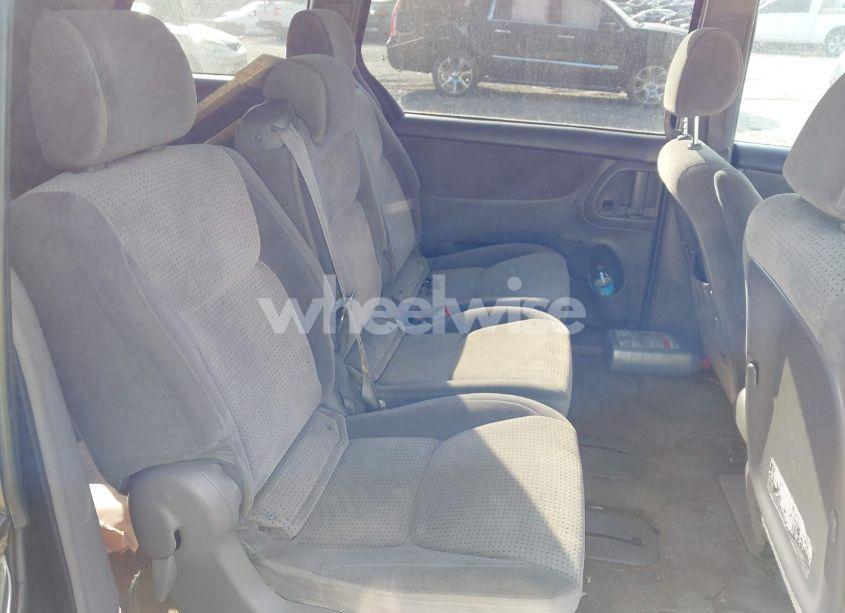 Photo 8 of 2008 Toyota Sienna LE (VIN 5TDZK23C08S193262)