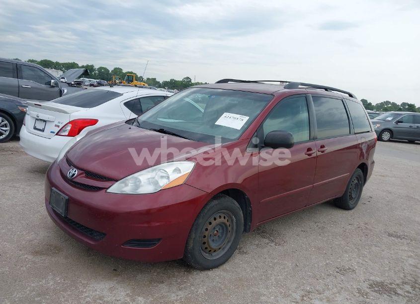 Photo 2 of 2008 Toyota Sienna LE (VIN 5TDZK23C08S198994)