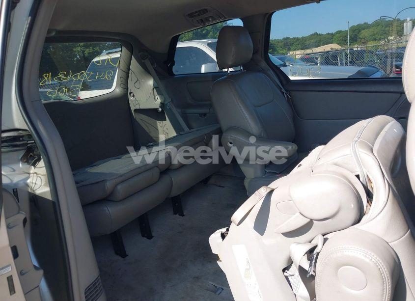 Photo 8 of 2009 Toyota Sienna LE (VIN 5TDZK23C09S234006)