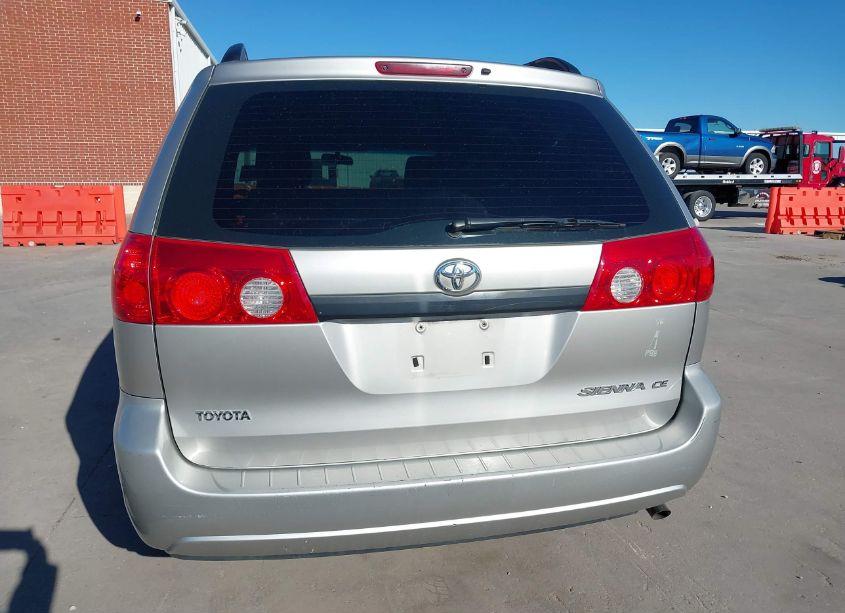 Photo 17 of 2009 Toyota Sienna CE (VIN 5TDZK23C09S245524)