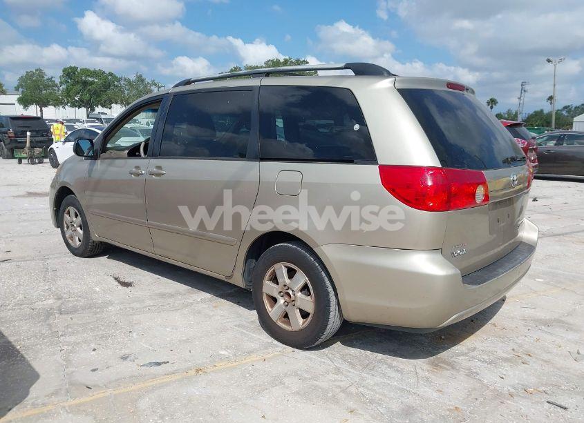 Photo 3 of 2009 Toyota Sienna LE (VIN 5TDZK23C09S251520)