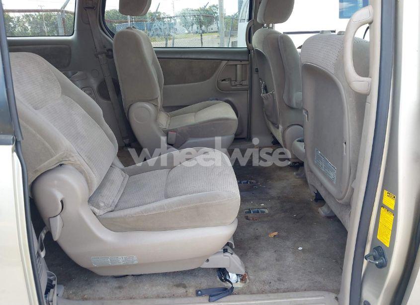 Photo 8 of 2009 Toyota Sienna LE (VIN 5TDZK23C09S251520)