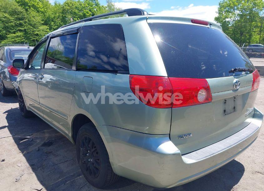 Photo 3 of 2009 Toyota Sienna LE (VIN 5TDZK23C09S276692)