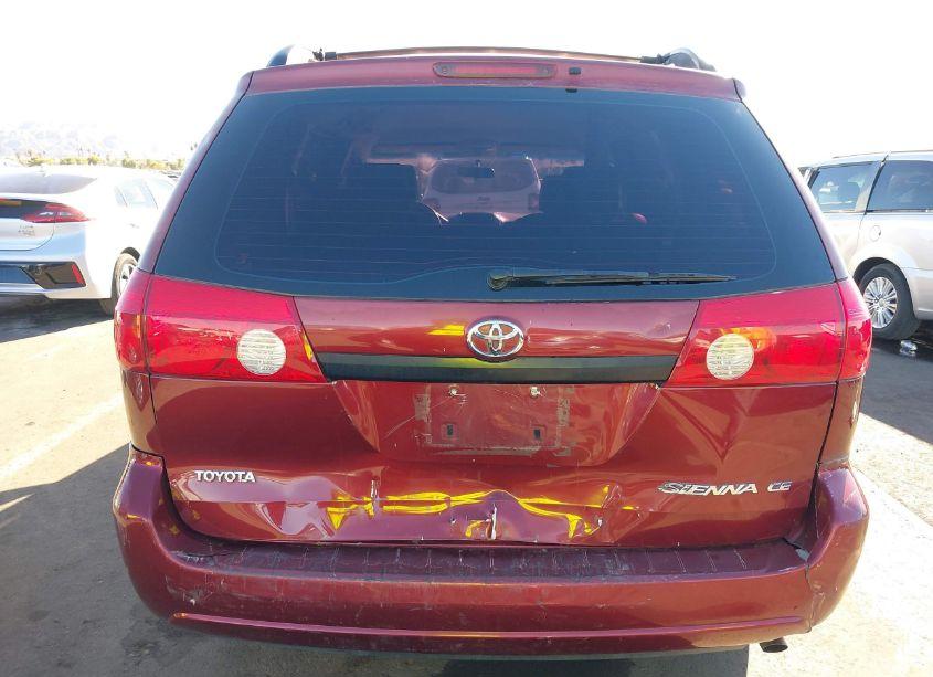 Photo 16 of 2007 Toyota Sienna CE (VIN 5TDZK23C17S001605)