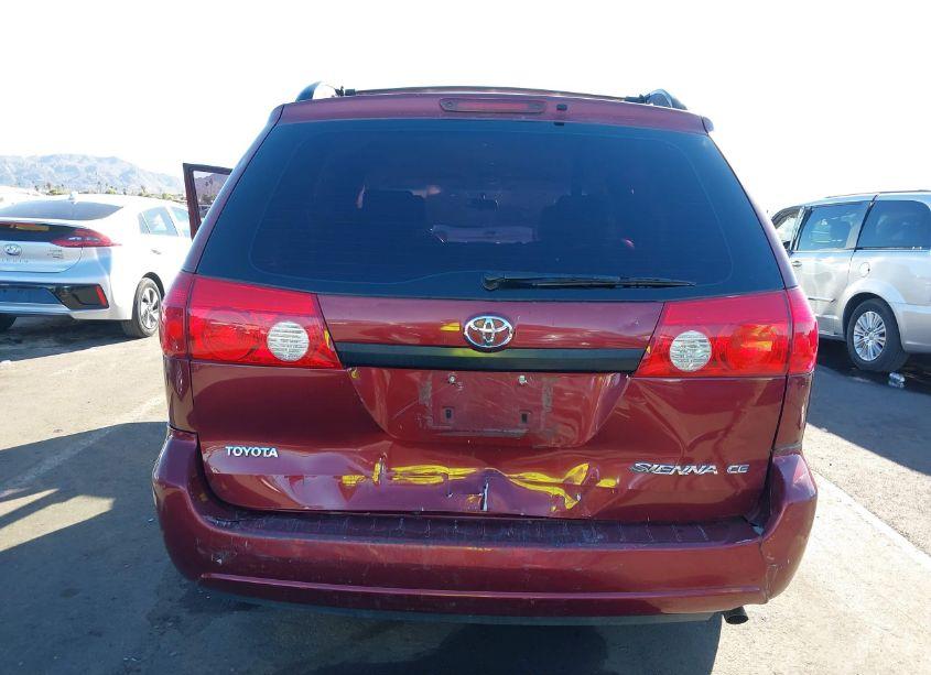 Photo 6 of 2007 Toyota Sienna CE (VIN 5TDZK23C17S001605)