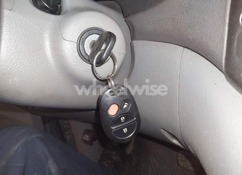 Photo 11 of 2007 Toyota Sienna LE (VIN 5TDZK23C17S021935)