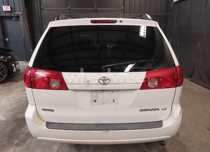 Photo 17 of 2007 Toyota Sienna LE (VIN 5TDZK23C17S034829)