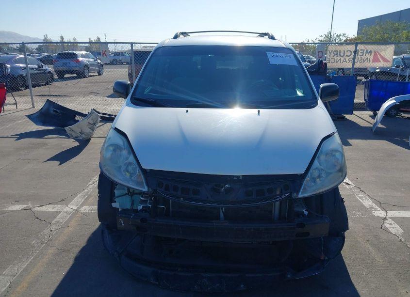 Photo 13 of 2007 Toyota Sienna LE (VIN 5TDZK23C17S079916)