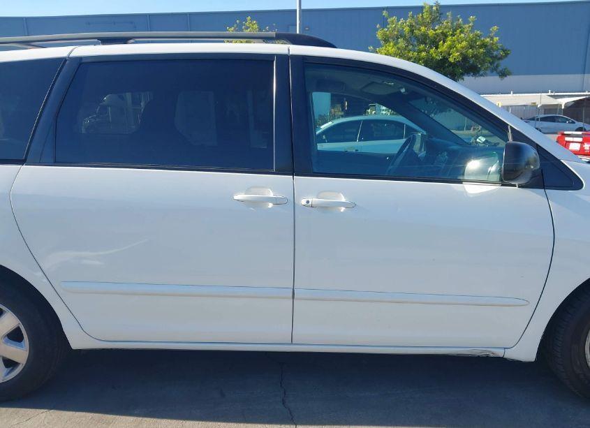 Photo 14 of 2007 Toyota Sienna LE (VIN 5TDZK23C17S079916)