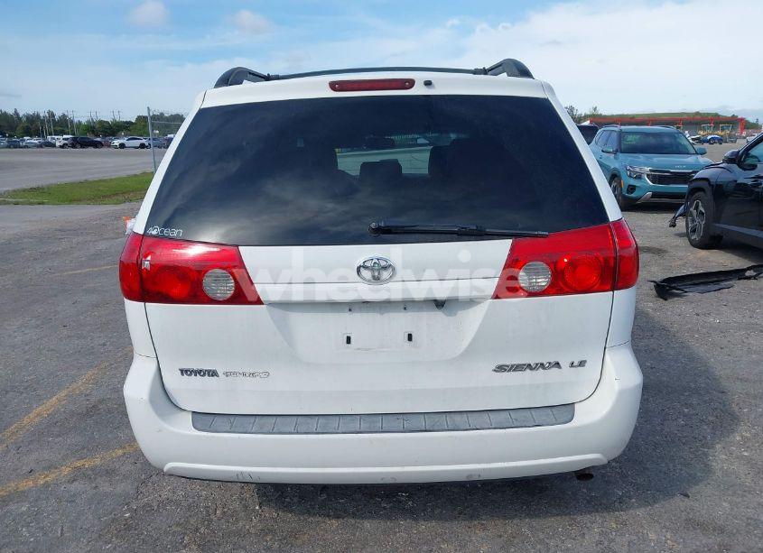 Photo 17 of 2008 Toyota Sienna LE (VIN 5TDZK23C18S121227)