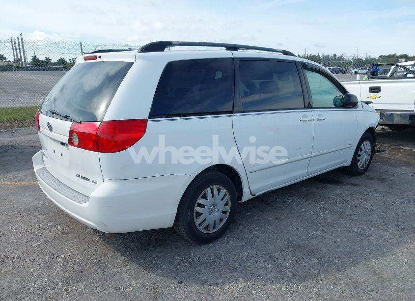 Photo 4 of 2008 Toyota Sienna LE (VIN 5TDZK23C18S121227)