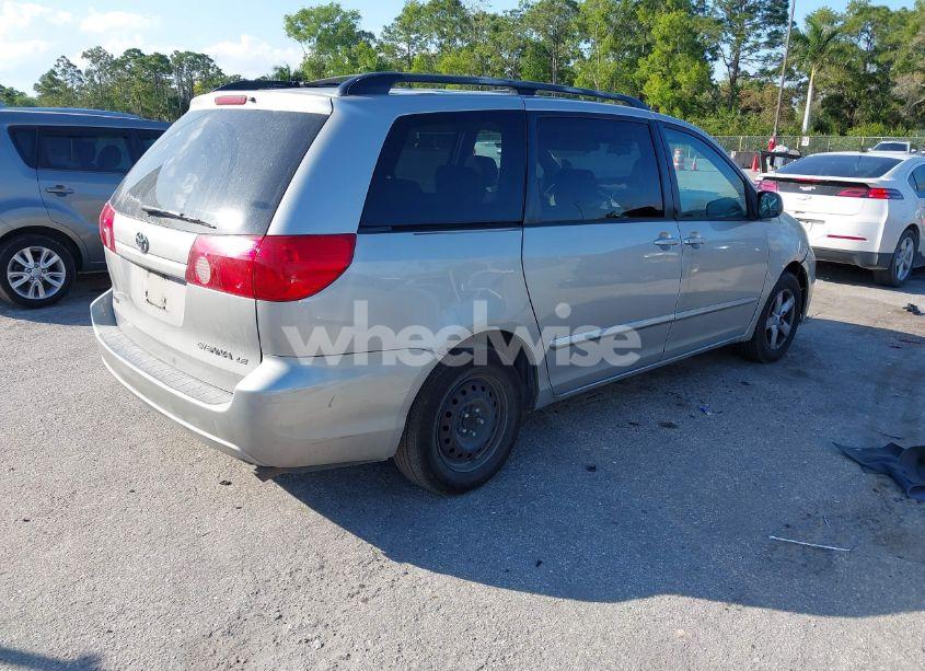 Photo 4 of 2008 Toyota Sienna LE (VIN 5TDZK23C18S131871)