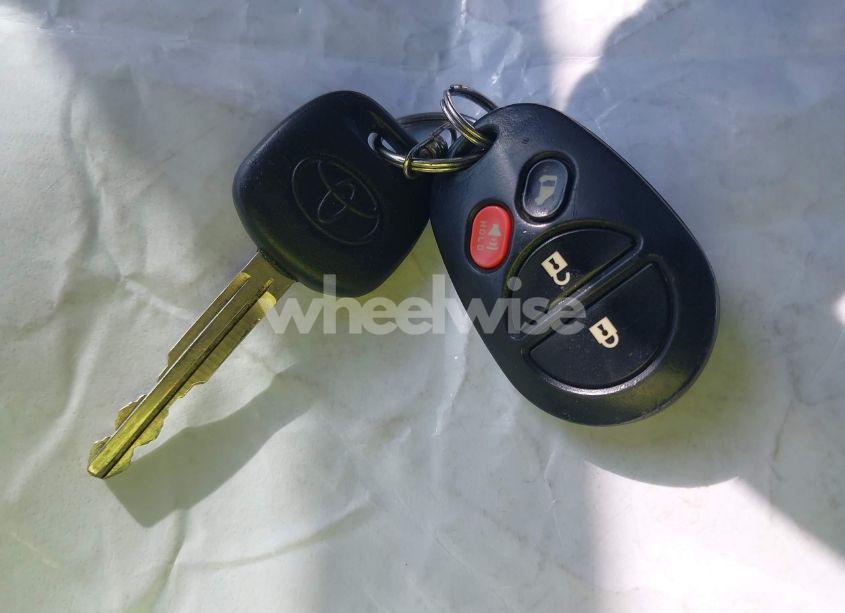 Photo 11 of 2008 Toyota Sienna LE (VIN 5TDZK23C18S150789)