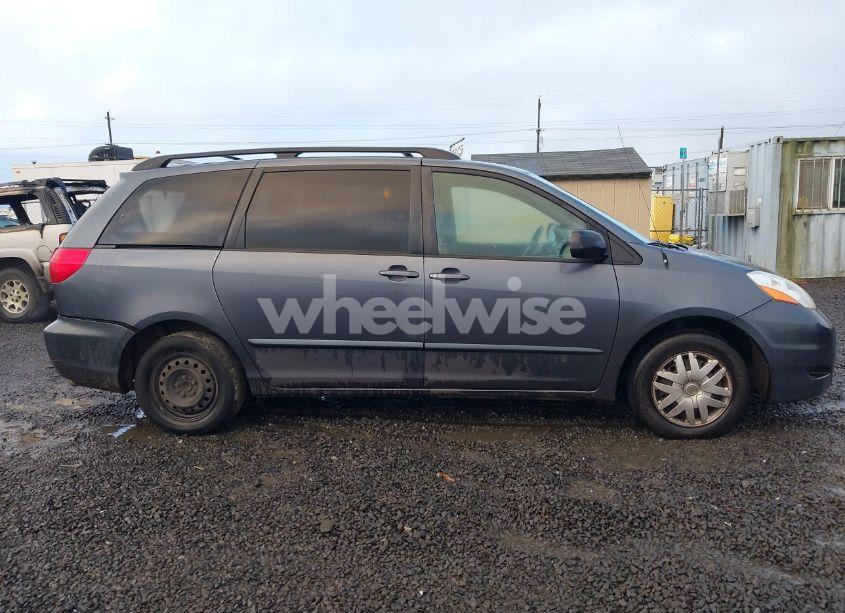 Photo 13 of 2008 Toyota Sienna LE (VIN 5TDZK23C18S151845)