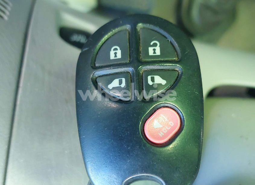 Photo 11 of 2008 Toyota Sienna LE (VIN 5TDZK23C18S180990)